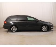 Volkswagen Passat 1.6 TDI 77kW - 8