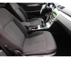 Volkswagen Passat 1.6 TDI 77kW - 12