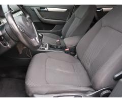 Volkswagen Passat 1.6 TDI 77kW - 16