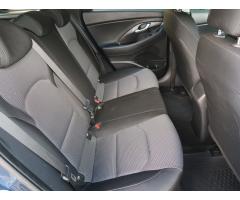 Hyundai i30 1.6 CRDi 81kW - 13