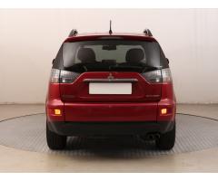 Mitsubishi Outlander 2.2 DI-D 115kW - 6