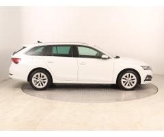 Škoda Octavia 2.0 TDI 110kW - 8