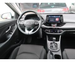 Hyundai i30 1.6 CRDi 81kW - 9