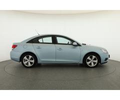 Chevrolet Cruze 1.8 i 16V 104kW - 10