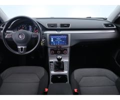 Volkswagen Passat 1.4 TSI 90kW - 12