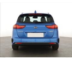 Kia Cee`d 1.6 CRDi 100kW - 6