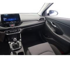 Hyundai i30 1.5 DPI 71kW - 11