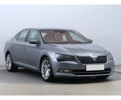 ŠKODA SUPERB COMBI 2.0TDI 140 LAURIN&K 4X4 DSG 7ST