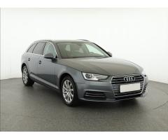 Audi A4 Avant 35 TDI S tronic DSG