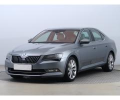 ŠKODA SUPERB COMBI 2.0TDI 140 LAURIN&K 4X4 DSG 7ST