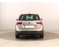 Volkswagen Tiguan 2.0 TDI 110kW - 6