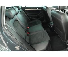 Volkswagen Passat 2.0 TDI 140kW - 11