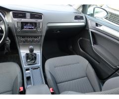 Volkswagen Golf 1.6 TDI 77kW - 11