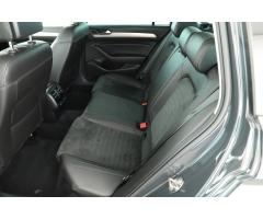 Volkswagen Passat 2.0 TDI 140kW - 12