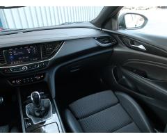 Opel Insignia 2.0 CDTI 125kW - 11