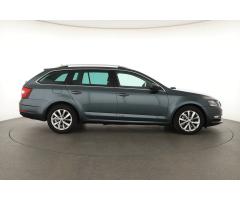 Škoda Octavia 2.0 TDI 110kW - 8