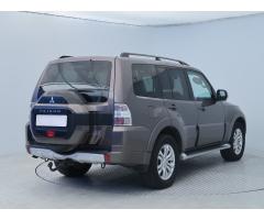 Mitsubishi Pajero 3.2 DI-D 140kW - 7