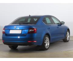 Škoda Octavia 1.8 TSI 132kW - 7