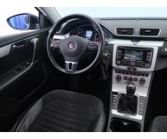 Volkswagen Passat 2.0 TDI 103kW - 9