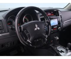 Mitsubishi Pajero 3.2 DI-D 140kW - 25