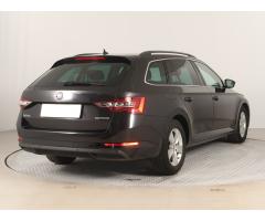 Škoda Superb 2.0 TDI 110kW - 7