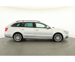 Škoda Superb 2.0 TDI 103kW - 8