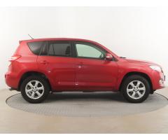 Toyota RAV4 2.2 D-4D 110kW - 8