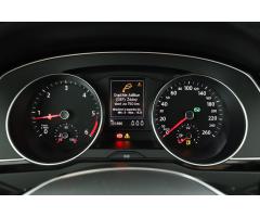 Volkswagen Passat 2.0 TDI 140kW - 14