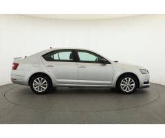 Škoda Octavia 1.5 TSI 110kW - 8