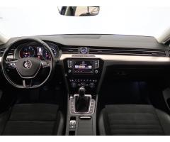 Volkswagen Passat 2.0 TDI 110kW - 10