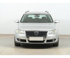 VW Passat 2,0Tdi DSG 140kW Elegance Variant 1 MAJ ČR