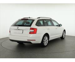 Škoda Octavia 2.0 TDI 110kW - 7