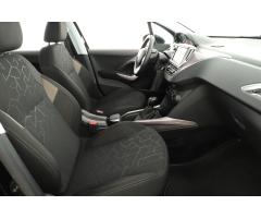 Peugeot 2008 1.2 PureTech 60kW - 10