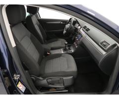 Volkswagen Passat 1.4 TSI 90kW - 12