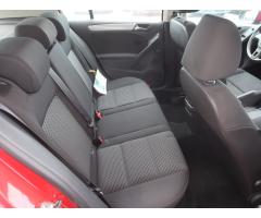 Volkswagen Golf 2.0 TDI 81kW - 13