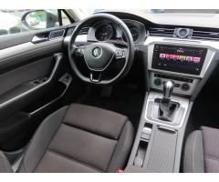 Volkswagen Passat 2.0 TDI 140kW - 9