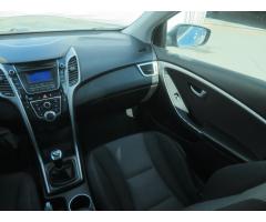 Hyundai i30 1.6 MPI 88kW - 11