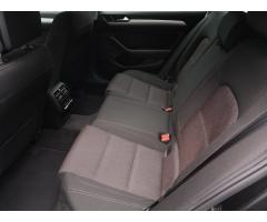 Volkswagen Passat 2.0 TDI 110kW - 15