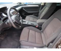 Volkswagen Passat 2.0 TDI 140kW - 16