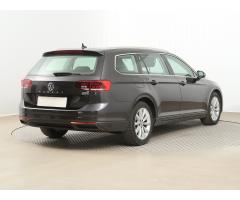 Volkswagen Passat 1.6 TDI 88kW - 7