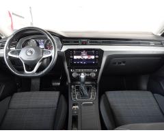 Volkswagen Passat 1.6 TDI 88kW - 10