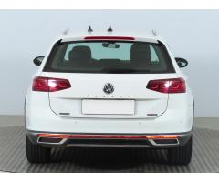 Volkswagen Passat 2.0 TDI 140kW - 6