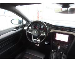 Volkswagen Passat 2.0 TDI 140kW - 9