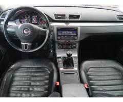 Volkswagen Passat 1.6 TDI 77kW - 10