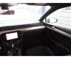 Volkswagen Passat 2.0 TDI 140kW - 11