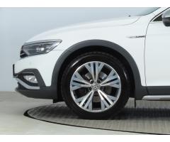 Volkswagen Passat 2.0 TDI 140kW - 20