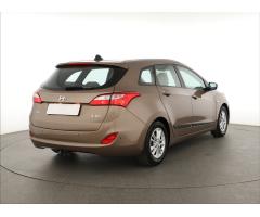 Hyundai i30 1.6 MPI 88kW - 7