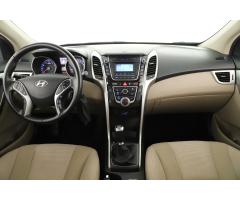 Hyundai i30 1.6 MPI 88kW - 9