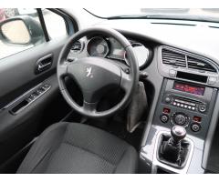 Peugeot 5008 1.6 HDi 84kW - 9