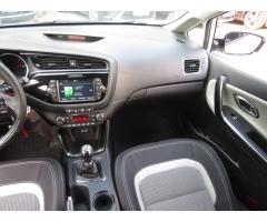 Kia Cee`d 1.6 CRDi 100kW - 11